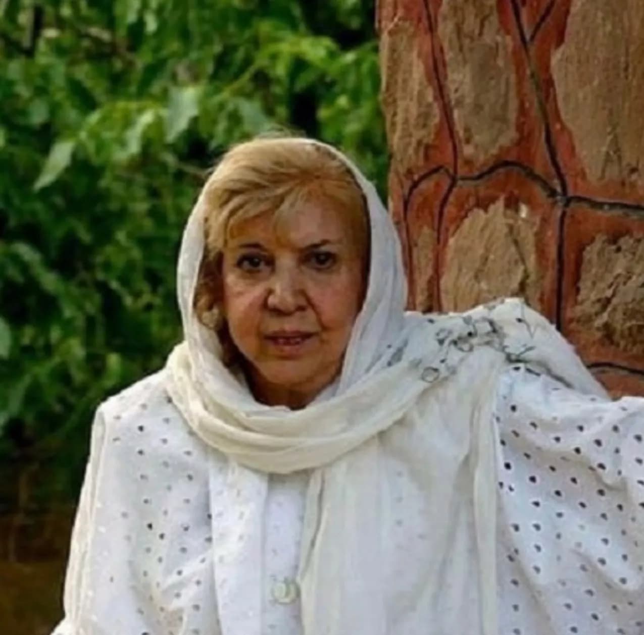 Simin Khalili Behbahani — photo 3